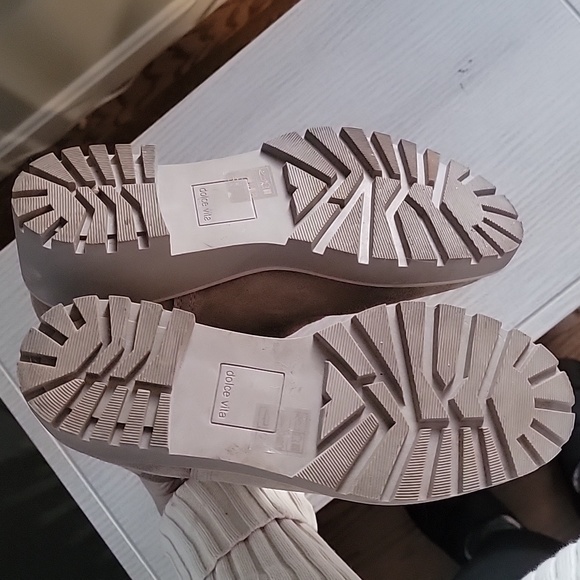 dolce vita suede Slip-On Booties - Picture 6 of 7